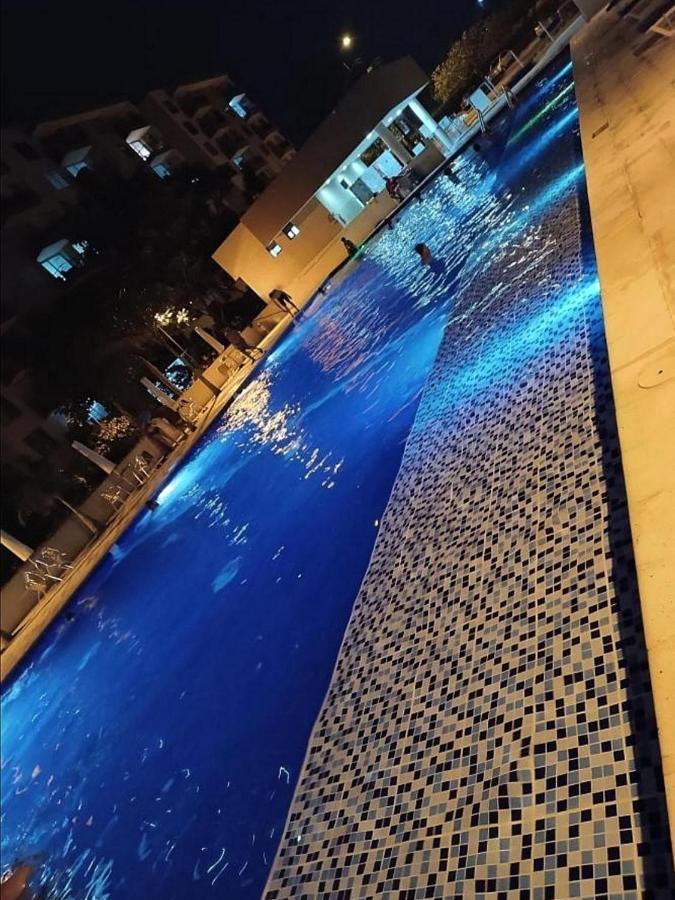 Penalisakaposalsar Apartment Хирардот Екстериор снимка